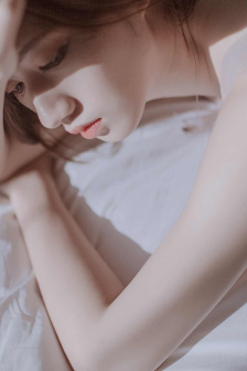 坠入魔窟的女警小说